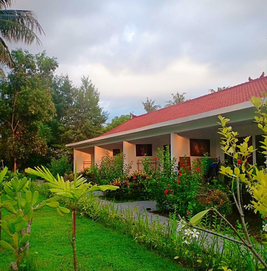 Amigos Bungalows Gili Meno Exteriör bild