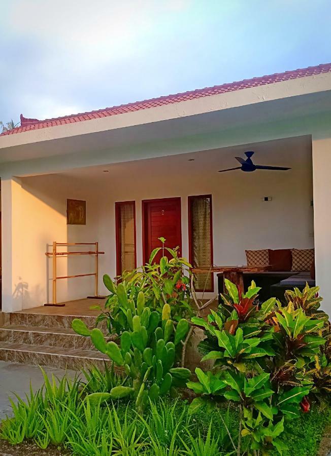 Amigos Bungalows Gili Meno Exteriör bild